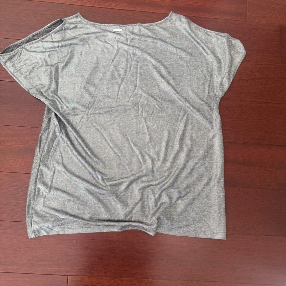 Michael Kors Gray Silver Cold Shoulder Top Size XL